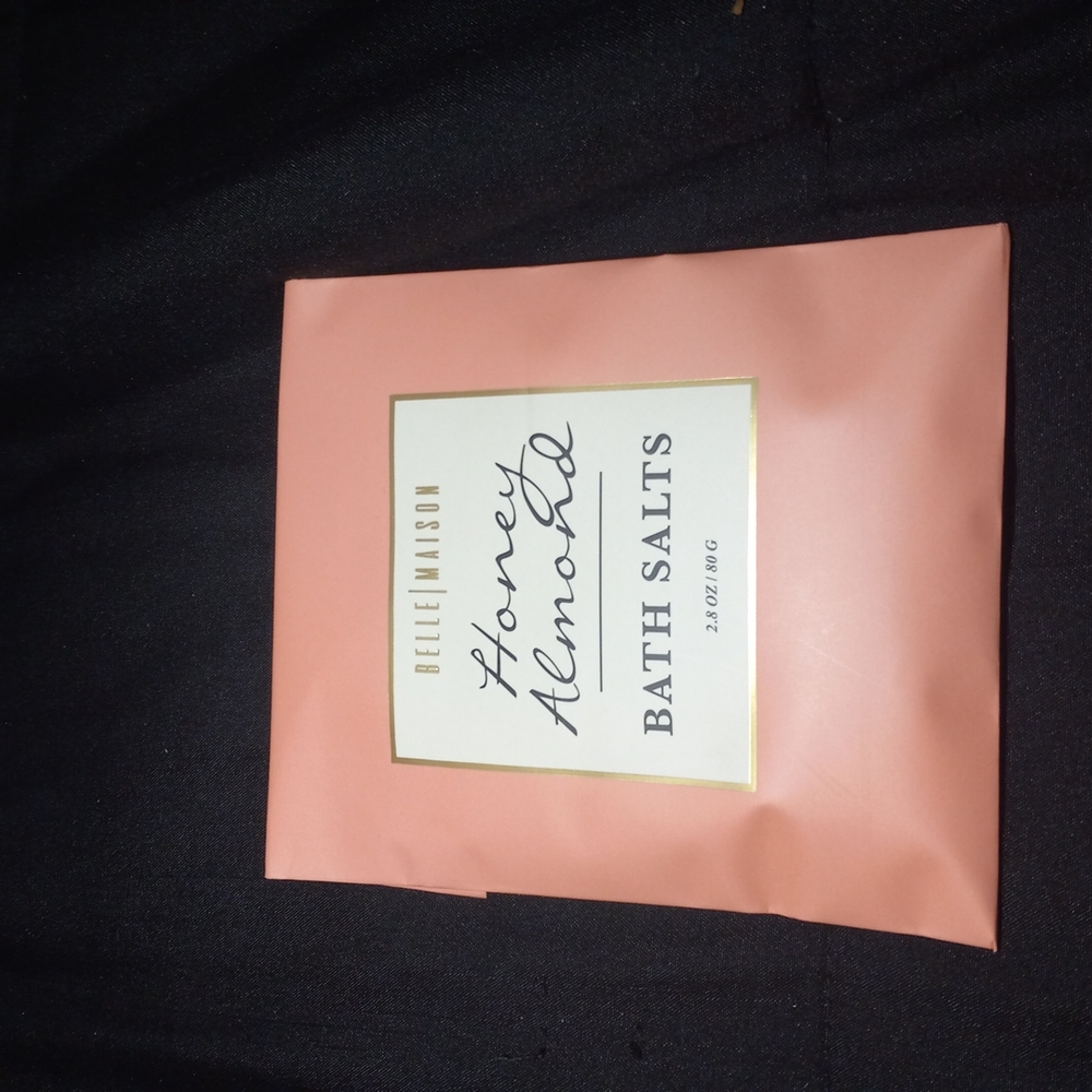 Relaxing bath salts